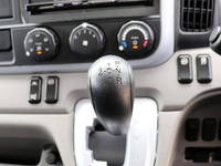 三菱ふそうキャンターアルミバン小型（2t・3t）[写真09]