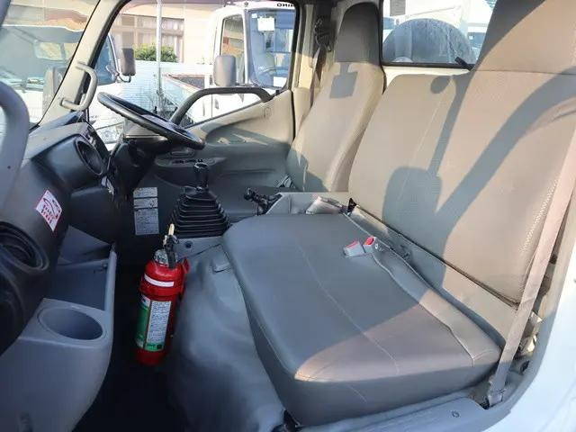 日野デュトロ高所作業車小型（2t・3t）[写真30]