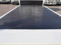 三菱ふそうキャンター平ボディ小型（2t・3t）[写真11]