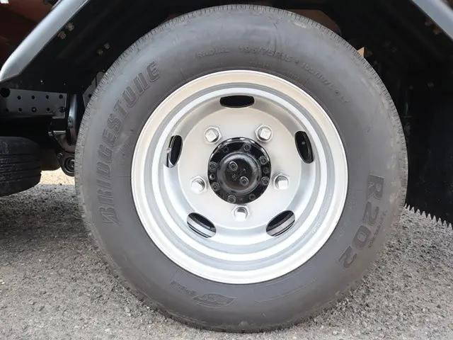 三菱ふそうキャンター平ボディ小型（2t・3t）[写真26]