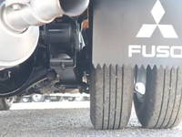 三菱ふそうキャンター平ボディ小型（2t・3t）[写真29]