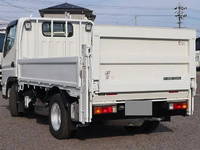 三菱ふそうキャンター平ボディ小型（2t・3t）[写真02]