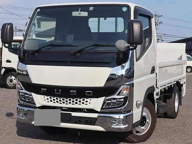 三菱ふそうキャンター平ボディ小型（2t・3t）[写真03]