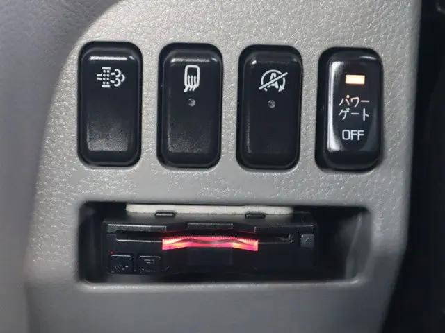 三菱ふそうキャンター平ボディ小型（2t・3t）[写真37]