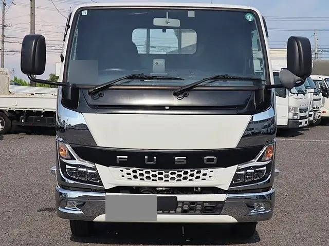 三菱ふそうキャンター平ボディ小型（2t・3t）[写真05]