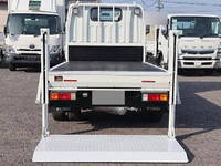 三菱ふそうキャンター平ボディ小型（2t・3t）[写真10]