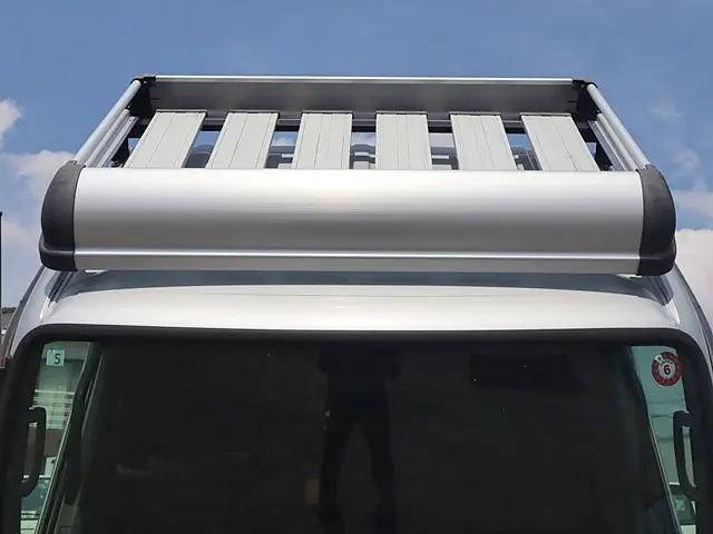 トヨタトヨエース平ボディ小型（2t・3t）[写真12]