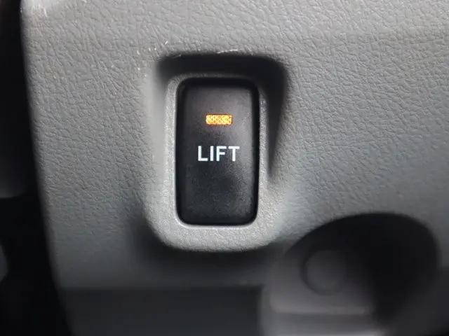 トヨタトヨエース平ボディ小型（2t・3t）[写真33]