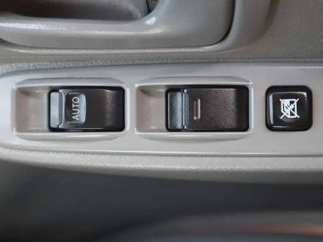 トヨタトヨエース平ボディ小型（2t・3t）[写真35]