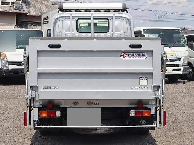 トヨタトヨエース平ボディ小型（2t・3t）[写真06]