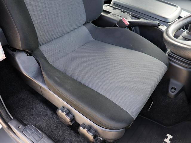 日野レンジャー平ボディ中型（4t）[写真28]