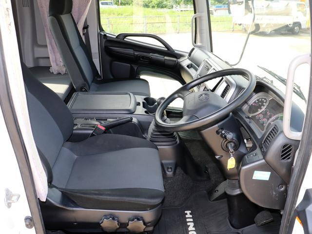 日野レンジャー平ボディ中型（4t）[写真05]