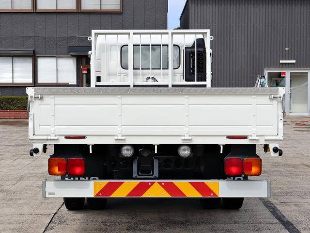 日野レンジャー平ボディ中型（4t）[写真06]