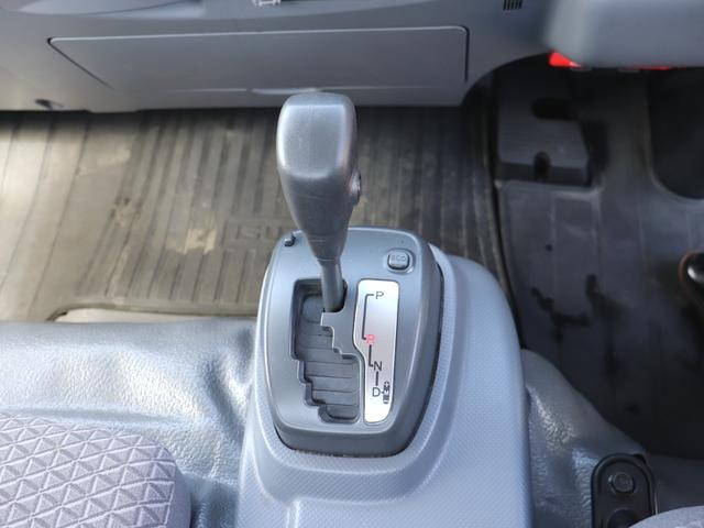 いすゞエルフ平ボディ小型（2t・3t）[写真17]