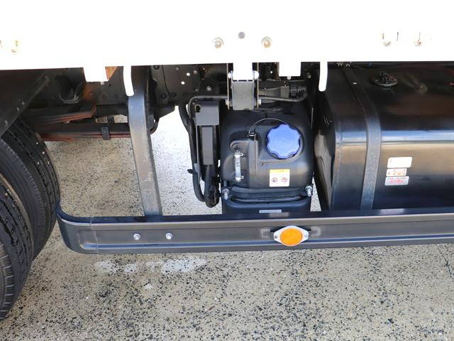 いすゞエルフ平ボディ小型（2t・3t）[写真25]