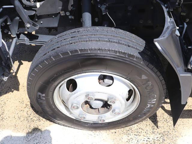 いすゞエルフ平ボディ小型（2t・3t）[写真34]