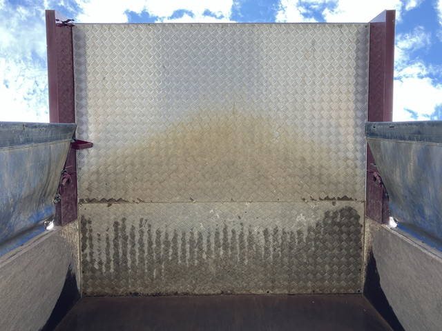 三菱ふそうファイターダンプ増トン（6t・8t）[写真13]