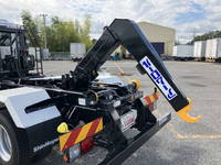 いすゞフォワードコンテナ専用車中型（4t）[写真11]