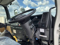 いすゞフォワードコンテナ専用車中型（4t）[写真29]