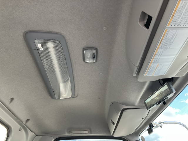 いすゞフォワードコンテナ専用車中型（4t）[写真30]