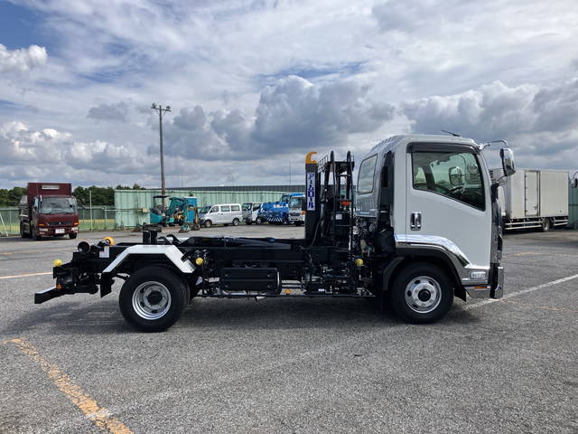 いすゞフォワードコンテナ専用車中型（4t）[写真06]