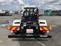 いすゞフォワードコンテナ専用車中型（4t）[写真09]