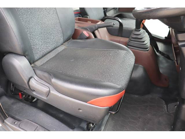 日野レンジャークレーン6段中型（4t）[写真34]