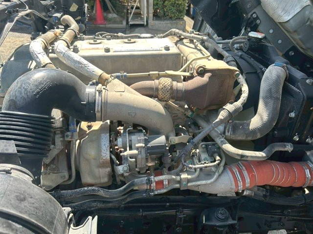 日野レンジャーミキサー車（コンクリートミキサー）増トン（6t・8t）[写真19]