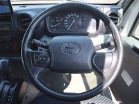 トヨタダイナアルミバン小型（2t・3t）[写真05]