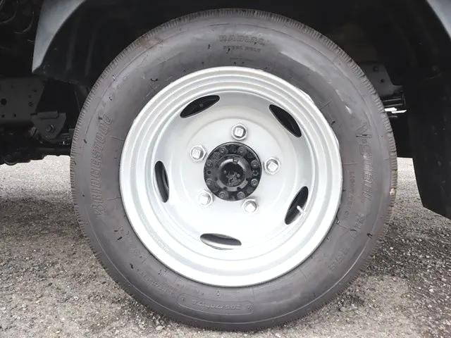 日野デュトロ平ボディ小型（2t・3t）[写真22]