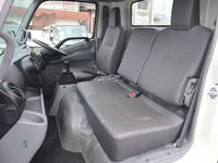 日野デュトロ平ボディ小型（2t・3t）[写真30]