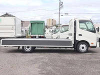 日野デュトロ平ボディ小型（2t・3t）[写真08]