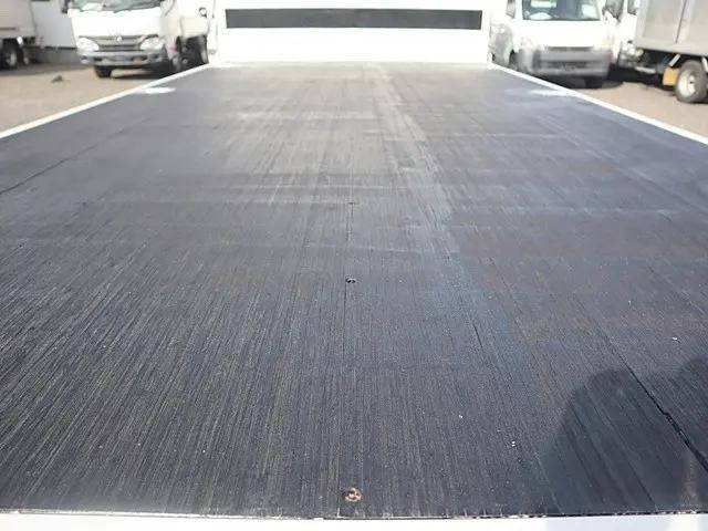 日野デュトロ平ボディ小型（2t・3t）[写真10]