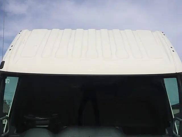 日野デュトロ平ボディ小型（2t・3t）[写真11]