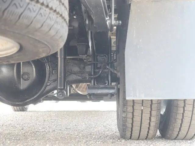 日野デュトロ平ボディ小型（2t・3t）[写真23]