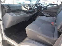 日野デュトロ平ボディ小型（2t・3t）[写真28]