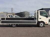 日野デュトロ平ボディ小型（2t・3t）[写真09]