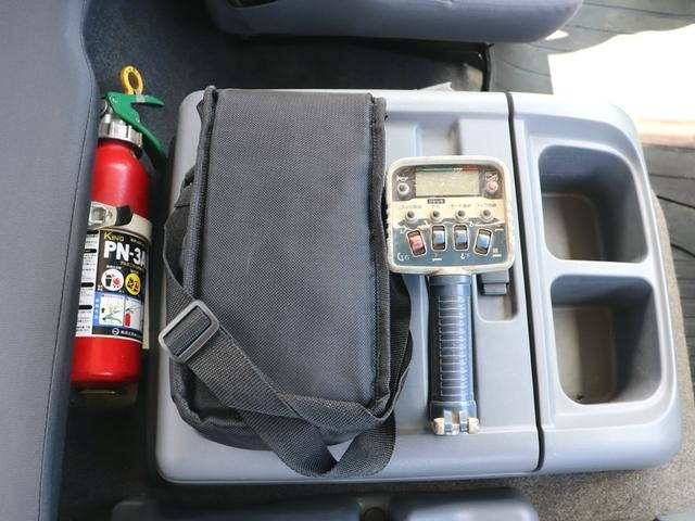 いすゞフォワードクレーン5段増トン（6t・8t）[写真12]