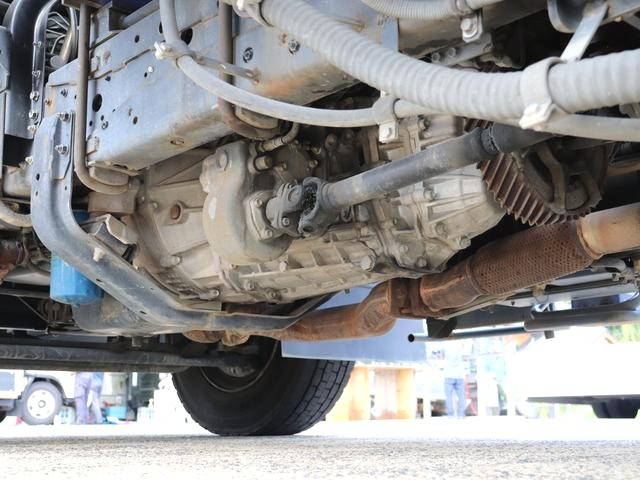 いすゞフォワードクレーン5段増トン（6t・8t）[写真22]