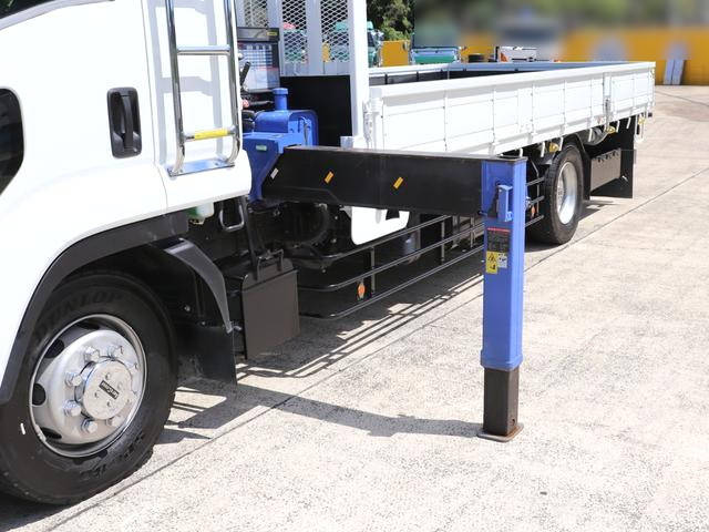 いすゞフォワードクレーン5段増トン（6t・8t）[写真27]