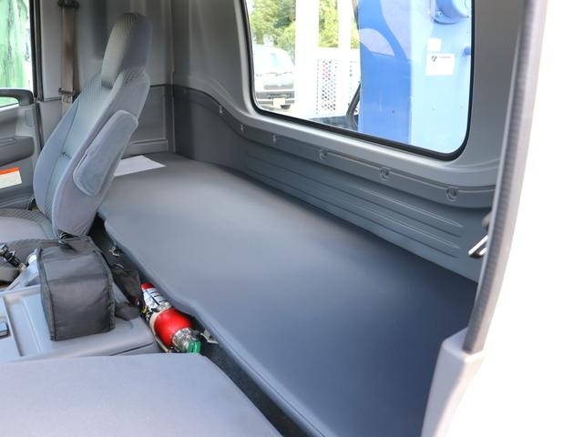 いすゞフォワードクレーン5段増トン（6t・8t）[写真31]