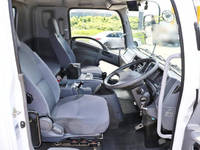 いすゞフォワードクレーン5段増トン（6t・8t）[写真10]