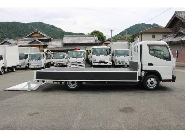 三菱ふそうキャンター平ボディ小型（2t・3t）[写真12]