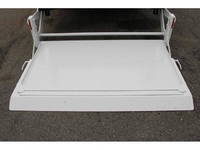 三菱ふそうキャンター平ボディ小型（2t・3t）[写真18]