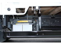 三菱ふそうキャンター平ボディ小型（2t・3t）[写真20]