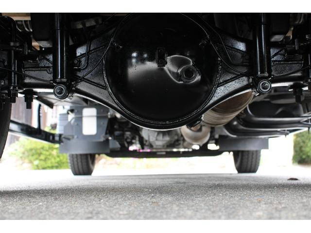 三菱ふそうキャンター平ボディ小型（2t・3t）[写真20]