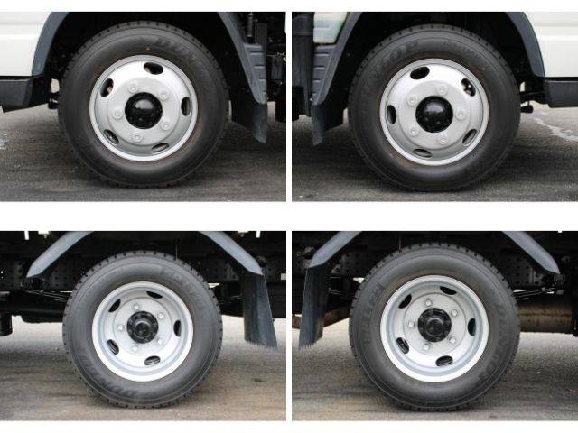 三菱ふそうキャンター平ボディ小型（2t・3t）[写真28]