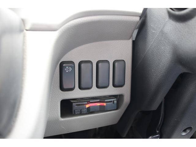 三菱ふそうキャンター平ボディ小型（2t・3t）[写真34]