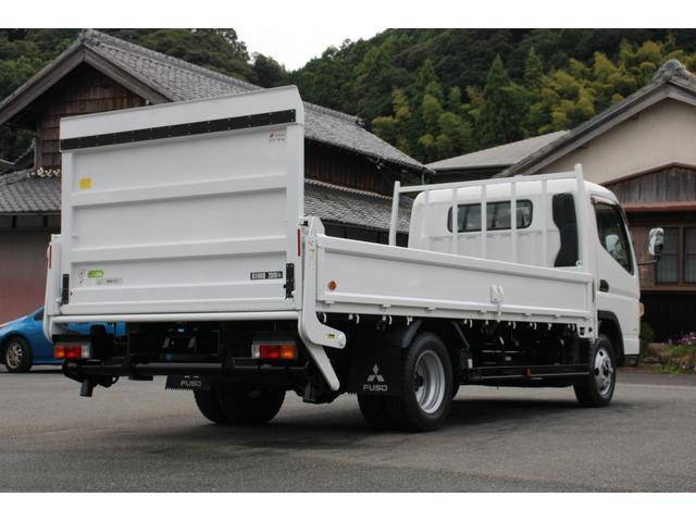 三菱ふそうキャンター平ボディ小型（2t・3t）[写真04]