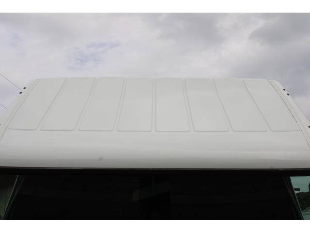 三菱ふそうキャンター平ボディ小型（2t・3t）[写真08]